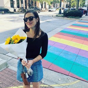 Meet your Posher, Julia